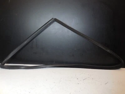 Moldura de sello de clima ventana delantera derecha 03-09 Mercedes Benz W211 E350 E280 Foto 1 de 4