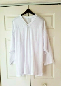 CCM Canadian Men's Size Large Long Sleeve White Hockey Jersey - Picture 1 of 8