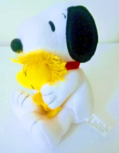 SNOOPY AND CUDDLED WOOSTOCK PLUSH TOY/BY HALLMARK/PRE-OWNED/USED/GOOD CONDITION. - Picture 1 of 7