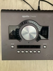 Universal Audio Apollo Twin MKII QUAD Thunderbolt Desktop Audio Interface - Picture 1 of 9