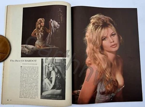BRIGITTE BARDOT 1960 NEWSTAND CAVALIER MAGAZINE SPLENDIDO COLORE EROTICO PITTORICO - Foto 1 di 2