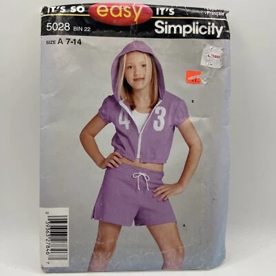 Simplicity 5028 Girls Size 7-14 Girls Shorts And Hooded Jacket Uncut Pattern  - Image 1 of 2