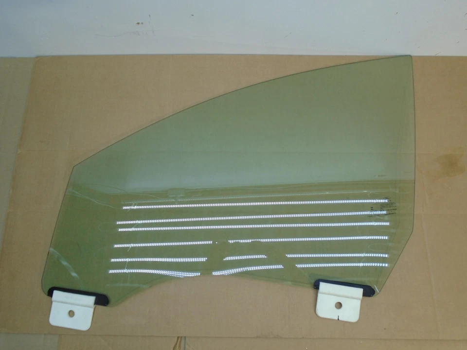 Ford Fusion 2015-2019 puerta cristal lado izquierdo Foto 1 de 3