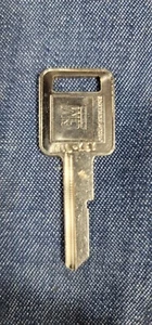 Vintage GM 1970s 1980s auto key blanks (E) stamp rare General Motors cars NOS - Bild 1 von 2