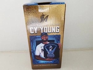 Sandy Alcantara Miami Marlins Cy Young 2022 NL Award Bobble Head - Picture 1 of 8