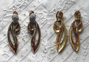 GOLDENE OHRSTECKER - KRISTALL - PIERRE LANG - WIE NEU - 4,3 cm - Bild 1 von 1