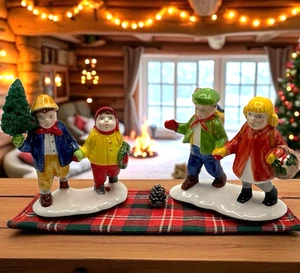 DEPT 56 Schneedorf durch den Wald Set 2 Figuren Zubehör #5172-1 - Bild 1 von 13