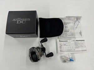 Carrete de baitcasting Shimano 21 Antares DC engranaje normal 5,6 USADO C - Imagen 1 de 10