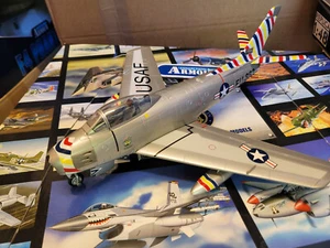 Franklin Mint B11E192 F-86F Sabre USAF 366th FBW 391st FBS "Gunnery Meet" 1:48 - Bild 1 von 7