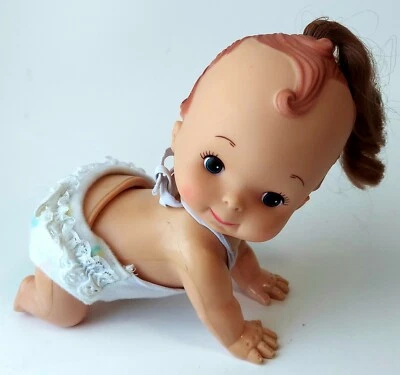 Muñeca de colección Playmates #9075 CRAWLING BABY ~ Traje de sol original ~ Hong Kong ~ Ella funciona Foto 1 de 4