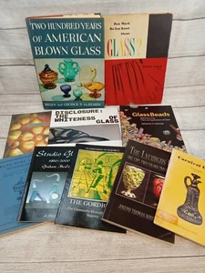 Bücher auf Glas KONVOLUT 10 Führer Handbuch Exponate Corning Museum of Glass - Bild 1 von 15