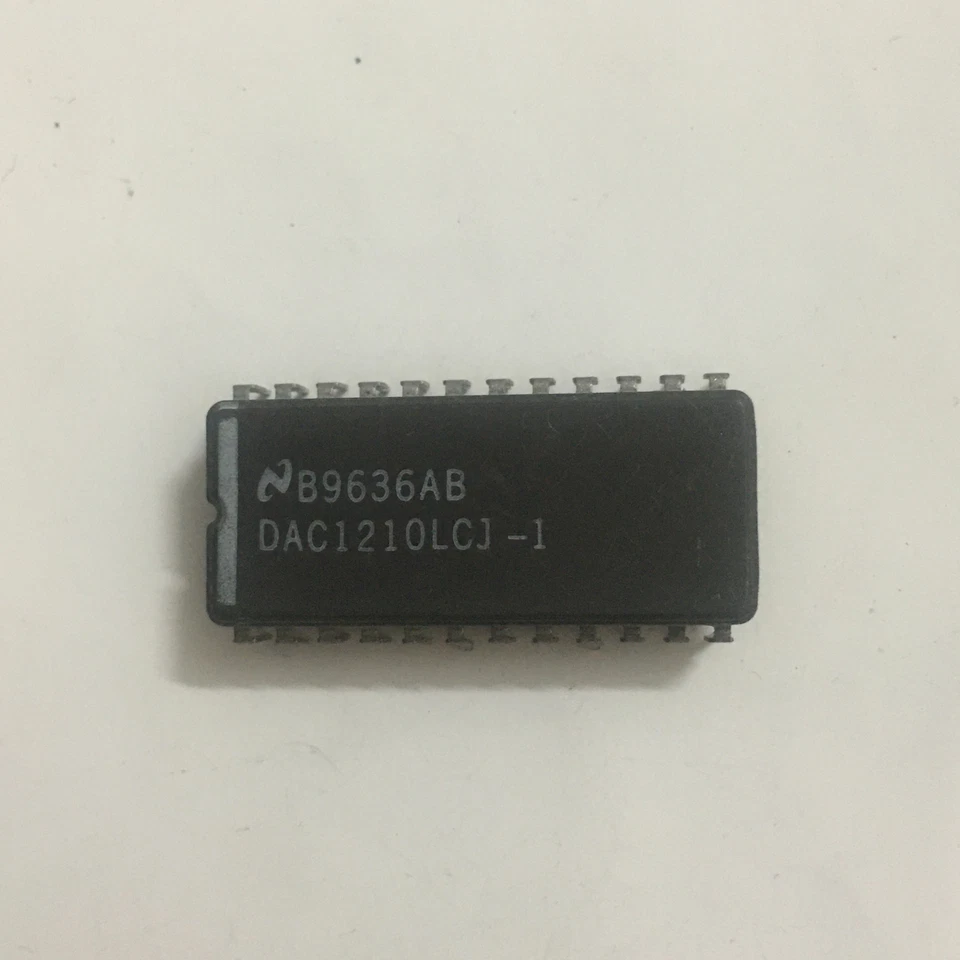 DAC1210LCJ-1 12-Bit uP Compatible D/A Converter CDIP24 x 1pc - Image 1 of 1