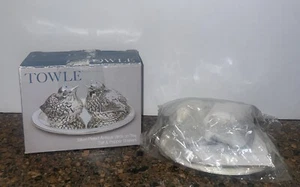 NUOVO! Set shaker sale e pepe Towle Silverplate "Uccellini antichi su vassoio" - Foto 1 di 7