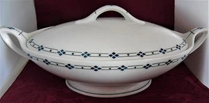 Fraureuth Germany Fine China Saxony Serving Bowl & Lid Blue Diamond Pattern 1960 - Picture 1 of 6