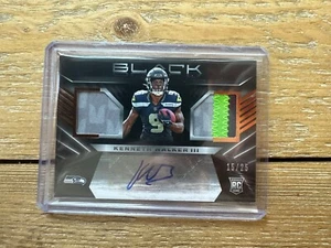 KENNETH WALKER III 2022 Panini Black Rookie Dual Patch Auto RC /25 Gold Seahawks - Picture 1 of 2