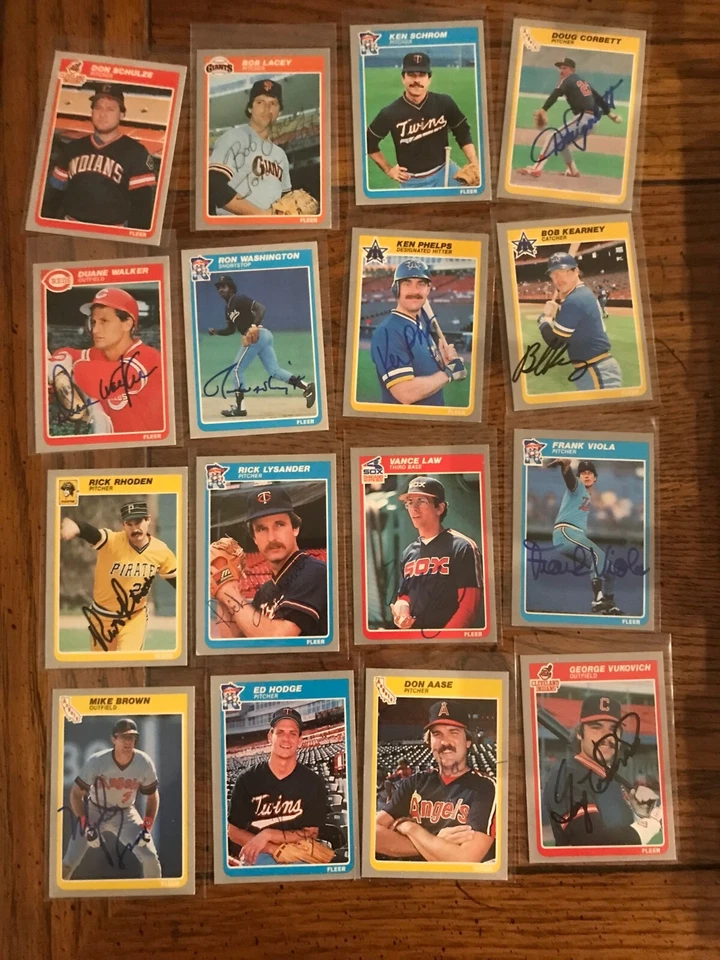 Duane Walker Autograph 1985 Fleer  (Sale Is For One Card In Title) (8011) - Image 1 of 1