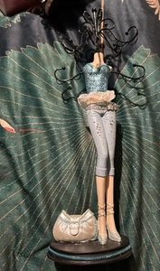 Figure Jewellery Holder - Picture 1 of 2