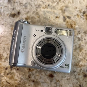 Cámara digital Canon PowerShot A520 4,0 MP - plateada.  FUNCIONANDO. - Imagen 1 de 4