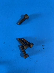Jonsered 625 Chainsaw OEM Low Hour 4 Recoil Screws Bin 56 - Picture 1 of 2
