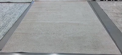 CREME / IVORY 8'-0" x 10'-0" Back Stain Rug, Reduced Price 1172789269 RFT670D-8 - Image 1 of 4