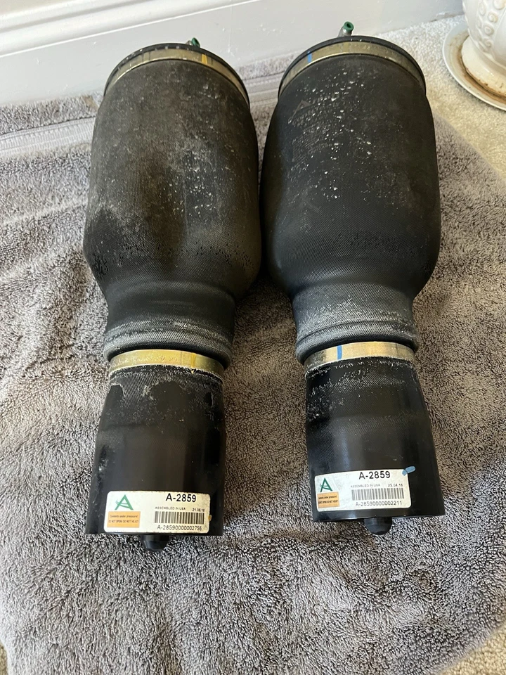 Arnott Air Springs A-2859 LEXUS GX470 - Pair of 2 - Image 1 of 4