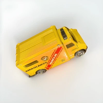 老式风火轮紧急车辆救护车 1988 年救援气体/汽车战争 — 第 1/4 张图片