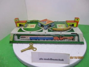 Alte Blech Eisenbahn mit Uhrwerks Antrieb. - Bild 1 von 6