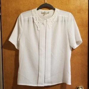 Vintage Womens Blouse Size LARGE Button Up Short Sleeve Crochet Lace Collar - Picture 1 of 14