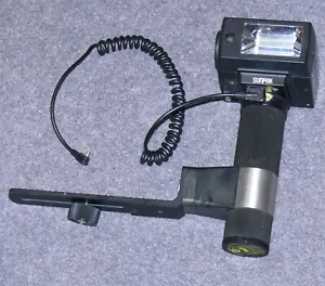 SUNPAK Auto Zoom 3400 Thyristor elektronisches Blitzgerät mit PRO-HALTERUNG 1/4 Zoll - Bild 1 von 5