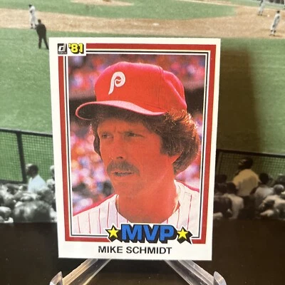 Mike Schmidt Philadelphia Phillies  1981 Donruss #590 - Image 1 of 2