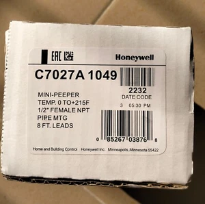 New in box Honeywell c7027a1049 flame detector sensor Replace Expedited Ship - Picture 1 of 6