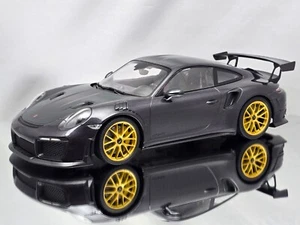Minichamps Porsche 911 (991.2) GT2 RS Weissach Package 2018 Purple Metallic 1:18 - Picture 1 of 15