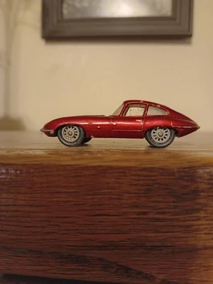Matchbox Lesney #32 E Type Jaguar Made In England. GOOD CONDITION. - Image 1 of 4