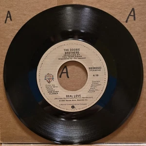 The Doobie Brothers: Real Love/Thank You Love WB 45rpm Vinyl Records - Picture 1 of 2