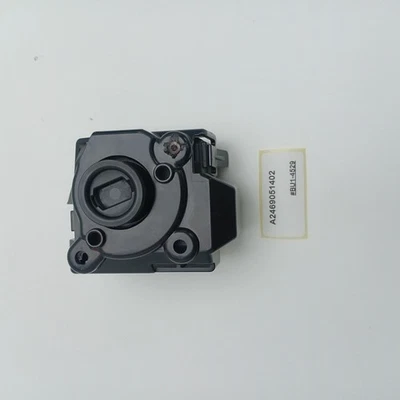 2014-2015 Mercedes CLA Ignition Switch Module Receiver Node A2469051402 - Image 1 of 4