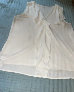 LOFT ANN TAYLOR L sleeveless BEIGE V-NECK SHEER BLOUSE pre-owned - Picture 1 of 10