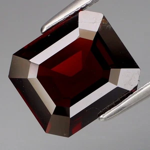 4,04 quilates ¡El mejor color! Espinela roja noble natural GRANDE Top Myanmar ¡Forma perfecta! - Imagen 1 de 4
