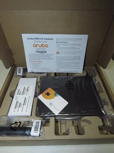 HPE Aruba 9004-LTE Branch Gateway Mobilfunkmodem/WLAN-Router R3V90A - Bild 1 von 2