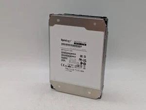 Synology HAT5300 12TB 3.5" 7200rpm SATA HDD designed for 24/7 environments - Afbeelding 1 van 16