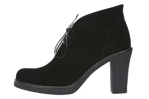 LA CANADIENNE Womens 'Korey' Black Suede Ankle Booties Sz 40 M NEW! 229942 - Picture 1 of 6