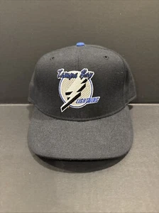 Vintage 90s Tampa Bay Lightning 7 1/2 New Era Hat 5950 Pro Model NHL Wool Plain Logo - Bild 1 von 4