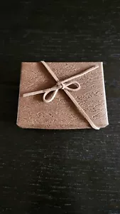 Caja de regalo de joyería marrón para artículos pequeños - Imagen 1 de 2