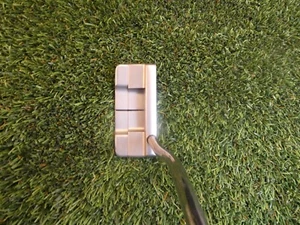 NEW Left Handed ODYSSEY WHITE HOT OG DOUBLE WIDE Golf Putter 34" & Headcover - Bild 1 von 9