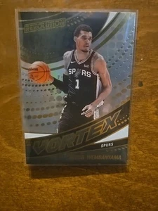 2024-25 Panini Revolution - Vortex Victor Wembanyama #17 - Bild 1 von 2