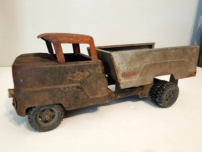 1950's Structo Snub Nose Pick-up Delivery Truck Relic For Restore Project - Image 1 of 4