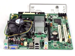 Mainboard CPU RAM Bundle: Intel D97573-302 / Intel Pentium E5200 / 2GB DDR2 - Afbeelding 1 van 1