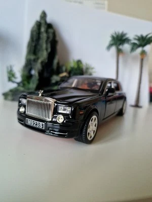 1:25 Rollos Phantom Lujo Aleación Diecast Coche Modelo Niños Adultos Negro Luces y Sonido Foto 1 de 4
