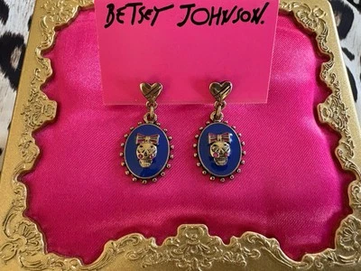 Pendientes ancla camafeo corazón calavera niña marinera vintage Ivy League Betsey Johnson Foto 1 de 3