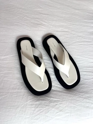 The Row Ginza Two Tone Platform Flip Flops Sandals NIB - Image 1 of 4