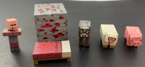 Minecraft 2012 ThinkGeek Redstone Ore Nightlight Touch Cube Man Bed Pig Sheep - Picture 1 of 15
